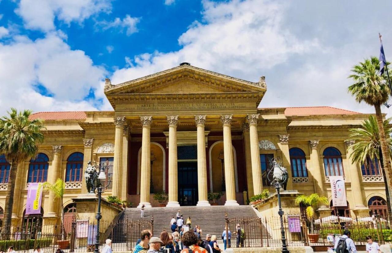 Teatro Massimo Apartment- Self Check-In Palermo Bagian luar foto